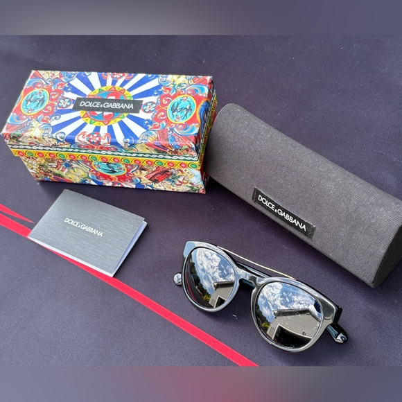Dolce & Gabbana Black Sunglasses with Vibrant Case *as-is* *fair condition* - Picture 1 of 6